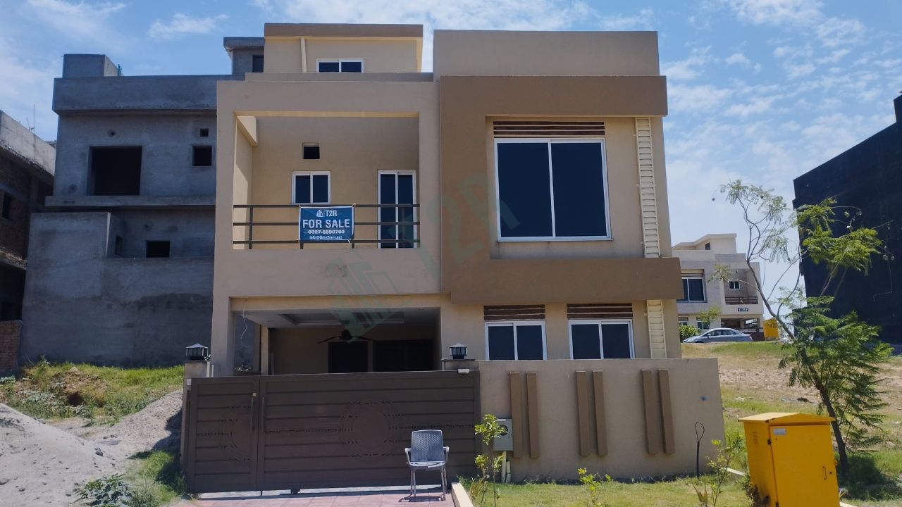 5 Marla house for sale in Bahria Phase-8 by T2R Time2rent (3)