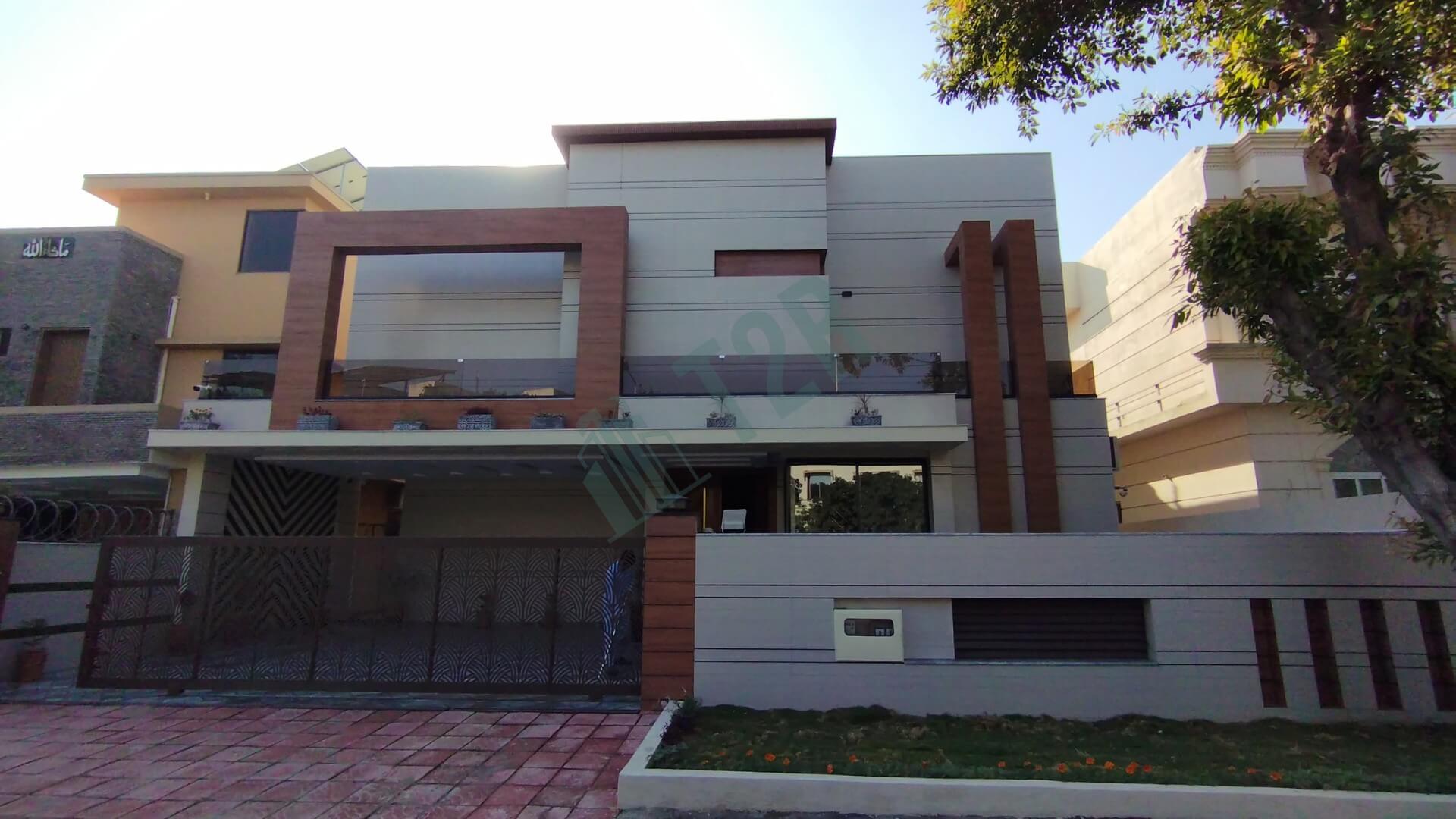 House for Sale in Bahria Town Ph 3, Road E, (1 Kanal) by T2R (1)