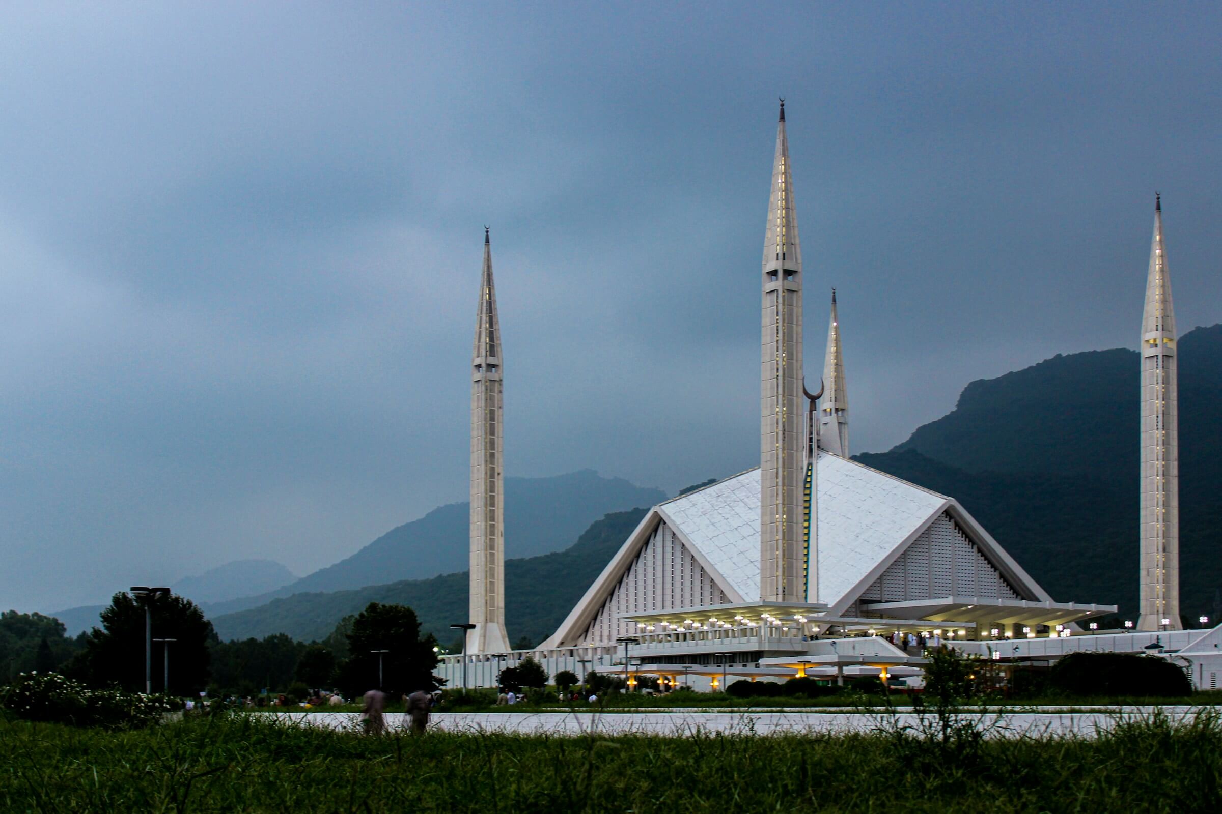 Best Areas to Live in Islamabad 2026 by T2R Time2Rent